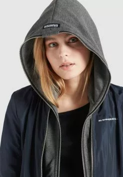 Khujo Jacke 'Larifa' -Khujo Verkaufsshop c9fa7ffbe6080ee5d73e48e6ab61f75c